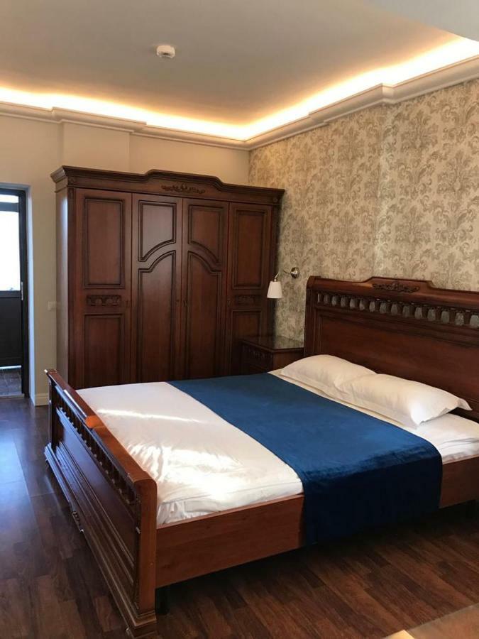 Pension Hanul Andritei Craiova Buitenkant foto